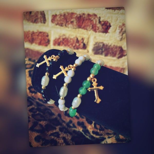 Bracelet Croix Sacrée