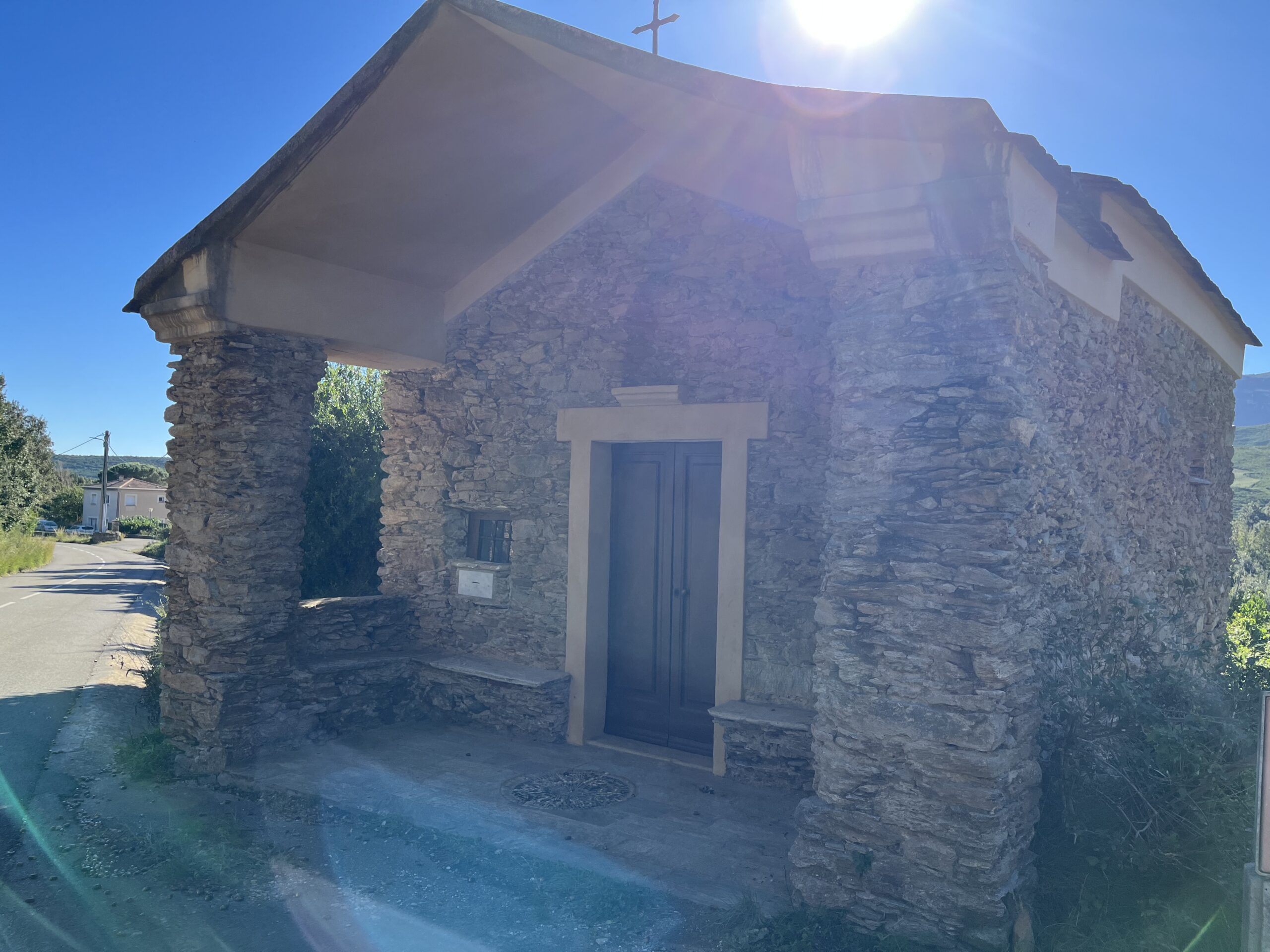 Chapelle Saint Léonard. Cap Corse. Pietracorbara. Les souvenirs d'enfance. L'adolescence. Tous les âges.