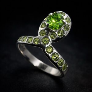 Bague Serpent Argent 925 et Péridot Naturel. Pièce Signature