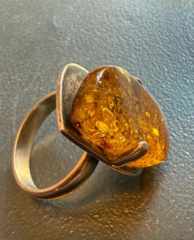 Bague Ambre Miel
Argent massif. Revisitée par AMOREPIATTU – Image 4