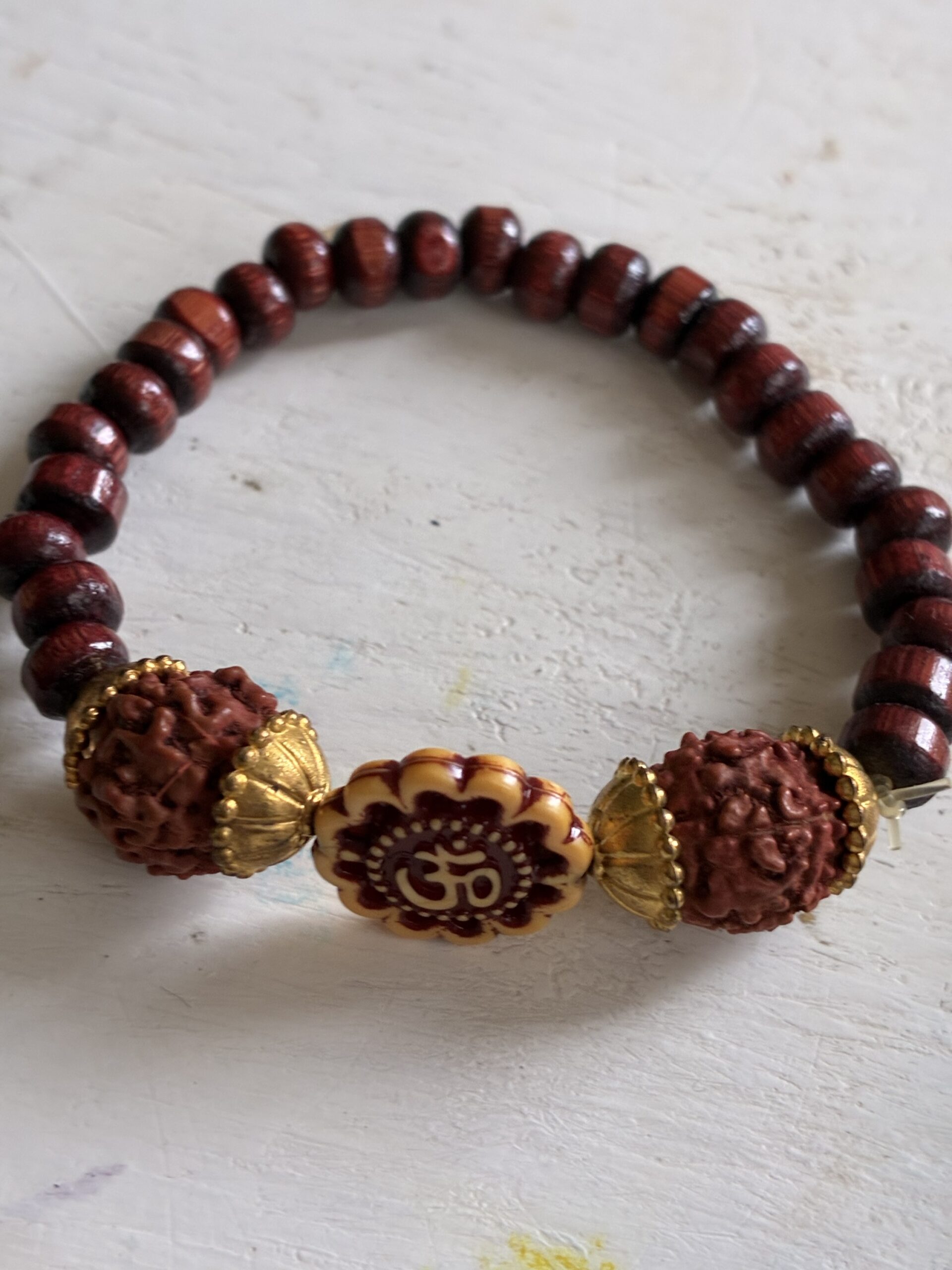 Bracelet OM — Collection HéritageSymbole. Protection. Équilibre. – Image 5