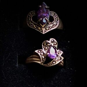 Bague Vintage Argent 925 et Améthyste. Modèle Volutes Couture — Années 1940–1960