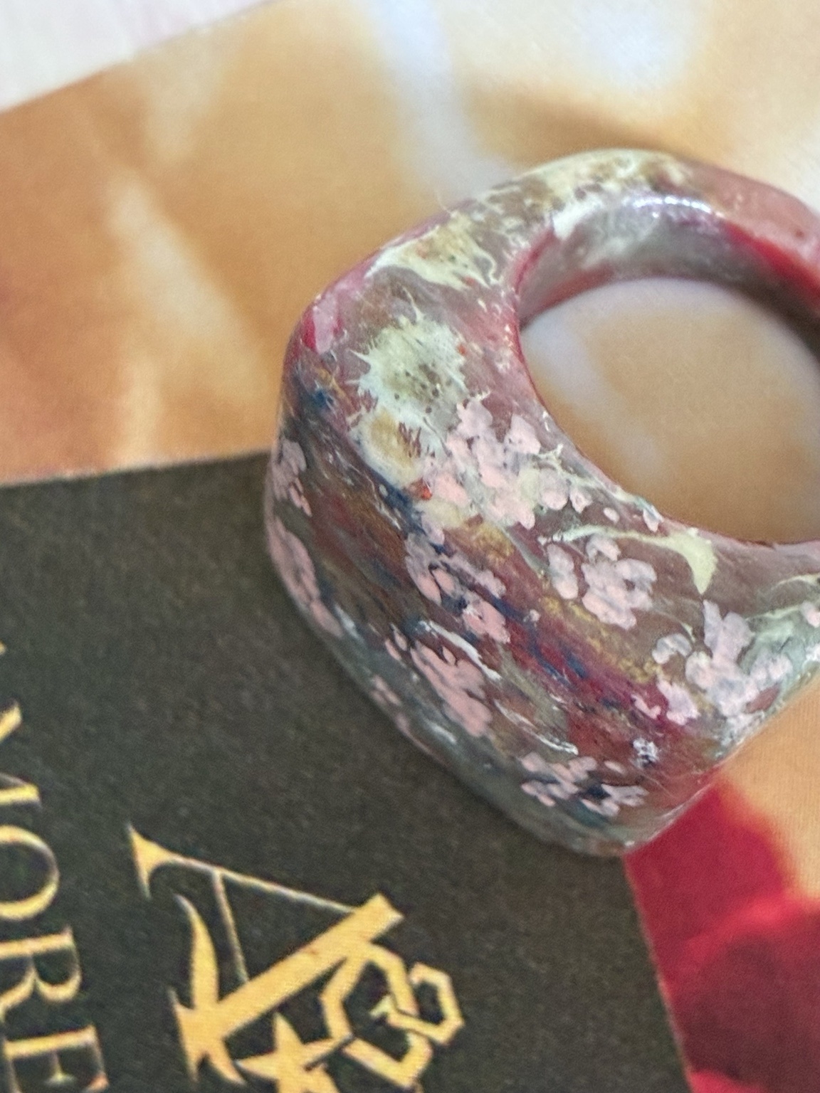 Bague Sakura Nomade. Collection Mémoires d’Acrylique – Image 11