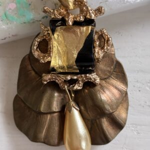 Collier Éclat de Mémoire - Pendentif créé à partir d’une ancienne boucle de ceinture Collection Résonance — AMOREPIATTU